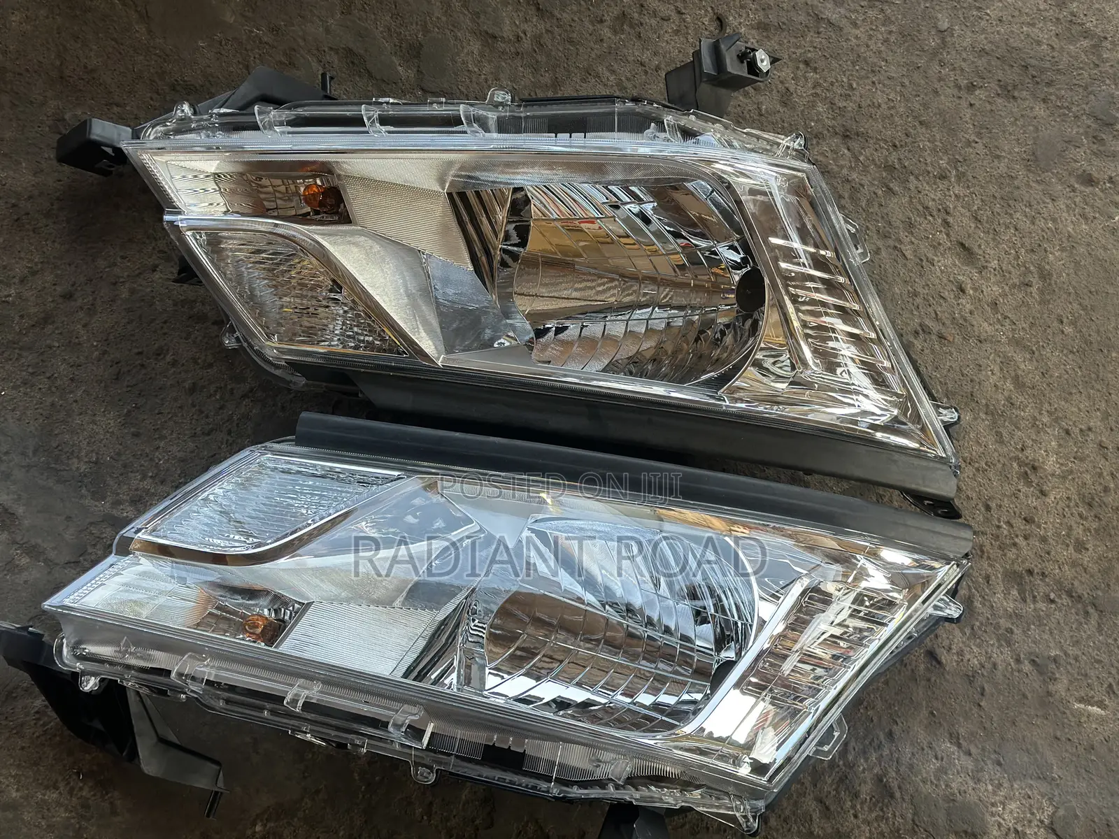 Toyota Hiace 2020 Headlight