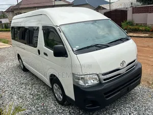 Toyota HiAce 2012 White