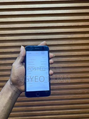 Apple iPhone 8 Plus 64 GB Black