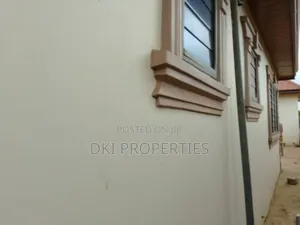 4bdrm House in Dki Properties, Malejor for rent