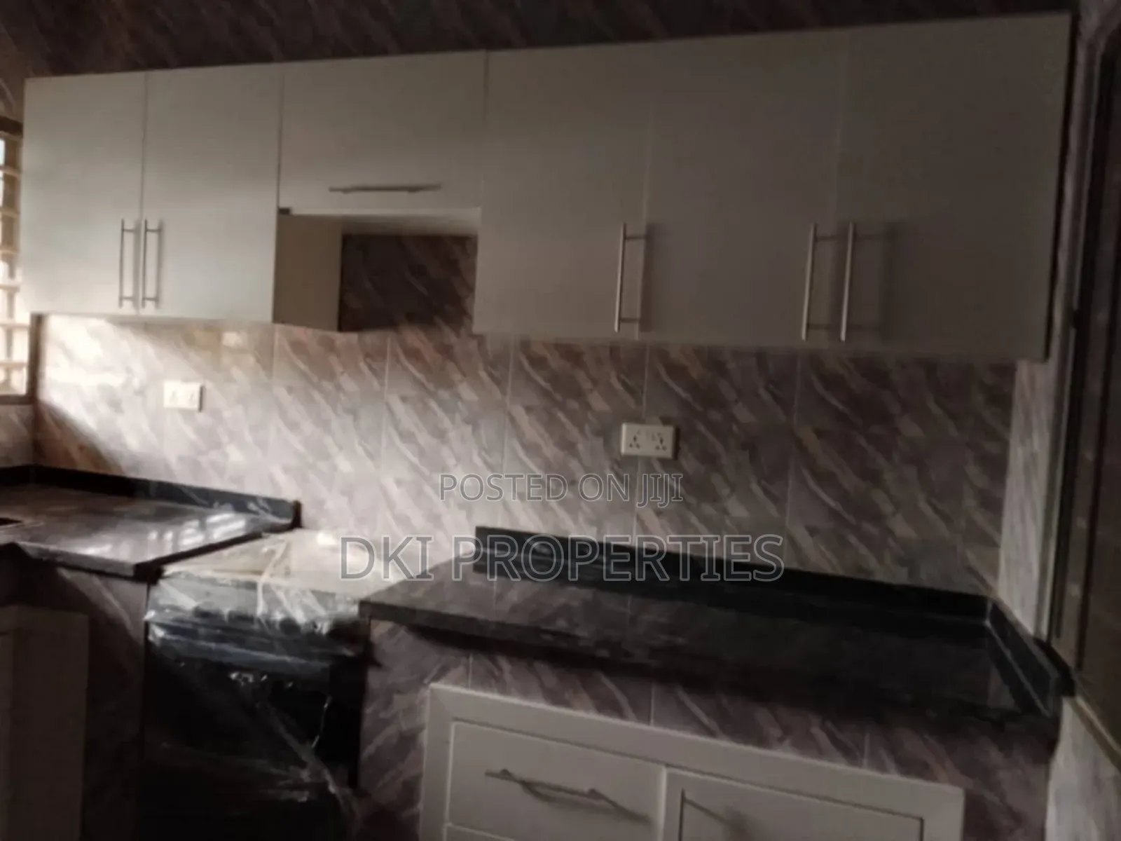 4bdrm House in Dki Properties, Malejor for rent