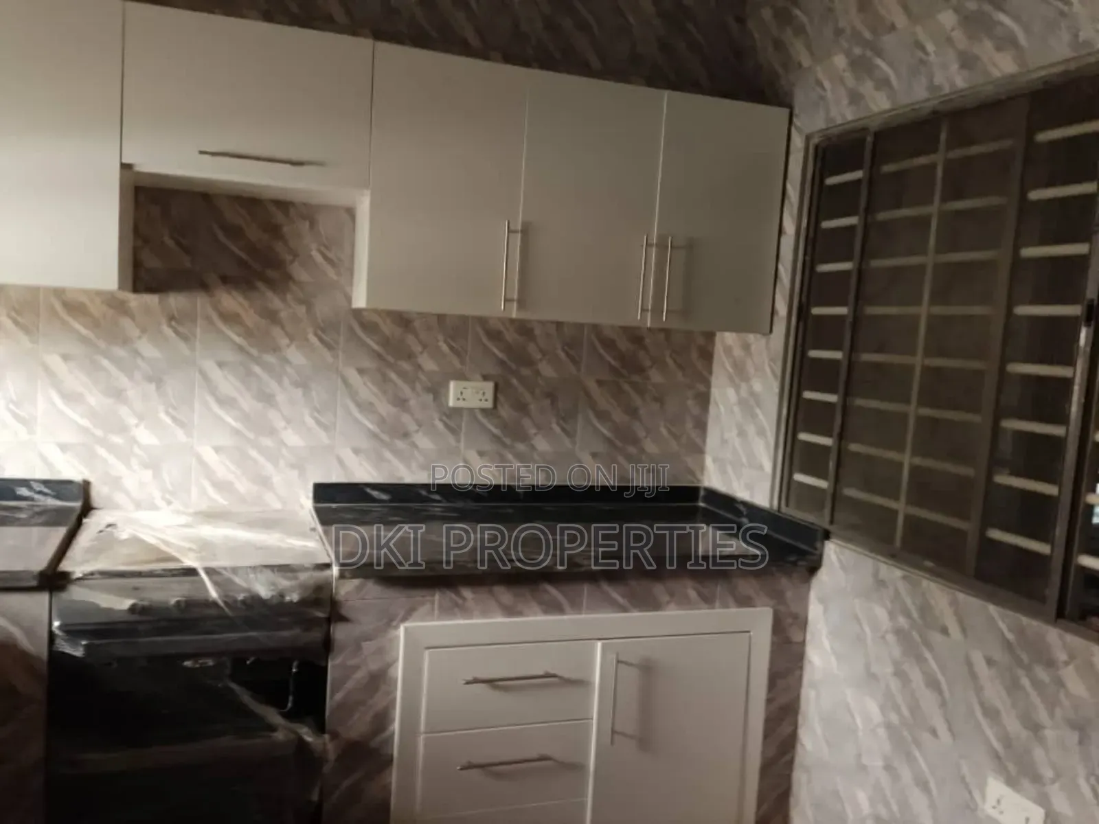 4bdrm House in Dki Properties, Malejor for rent