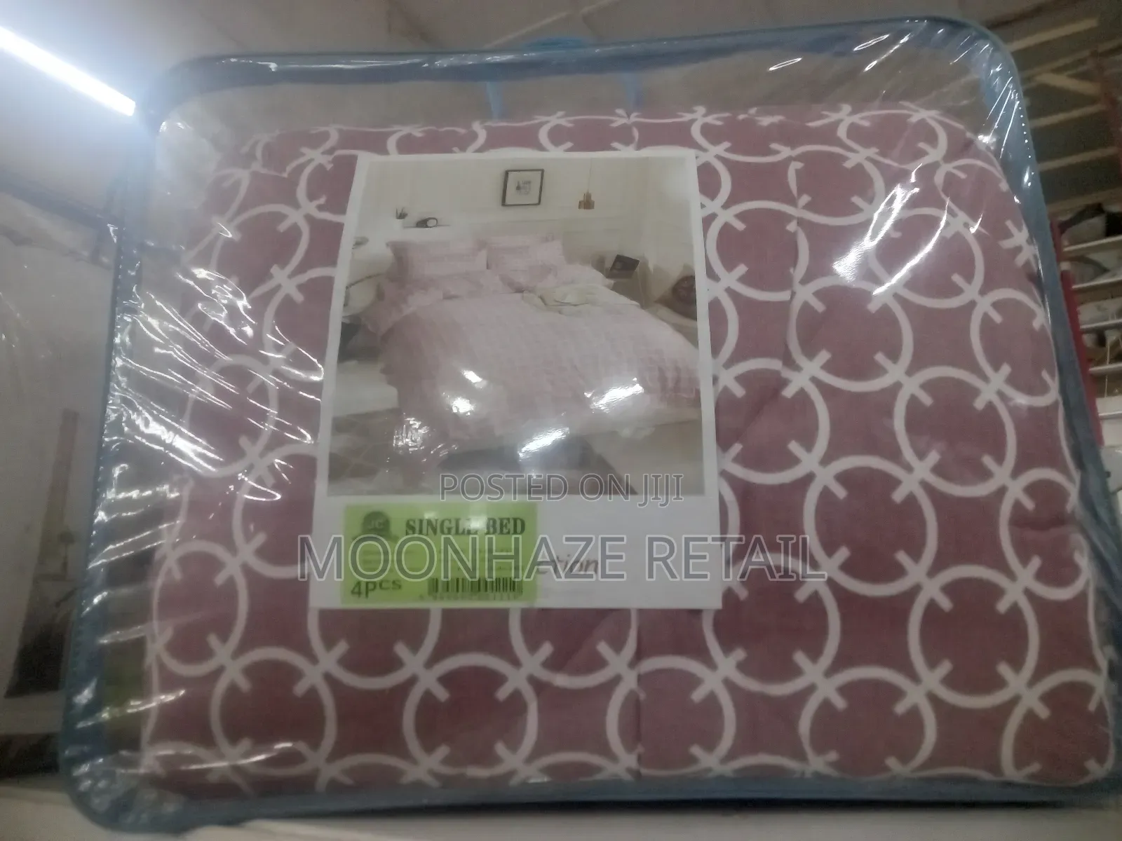Luxury Bedding Set + Free Quilted Mattress Protector!