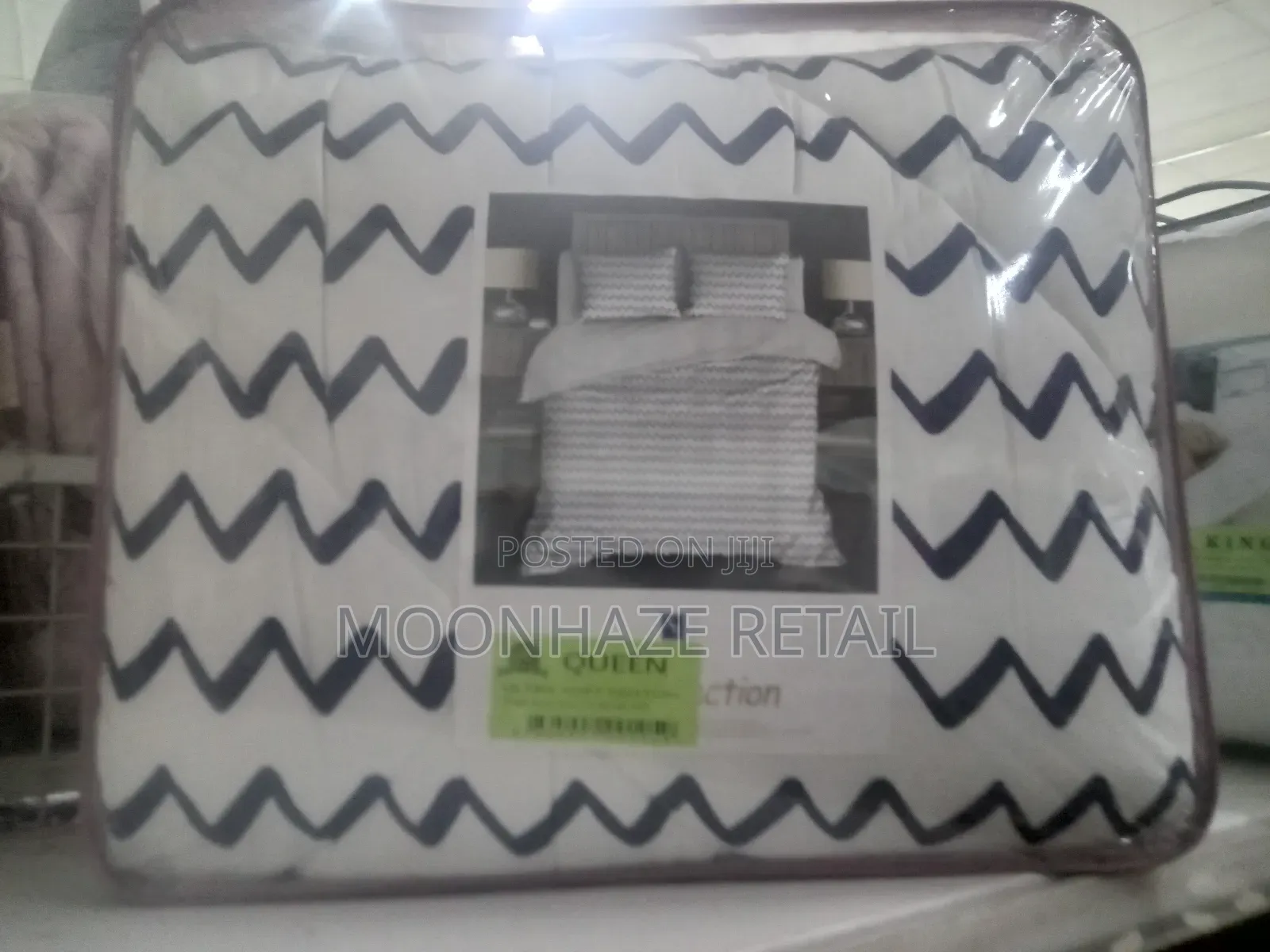 Luxury Bedding Set + Free Quilted Mattress Protector!