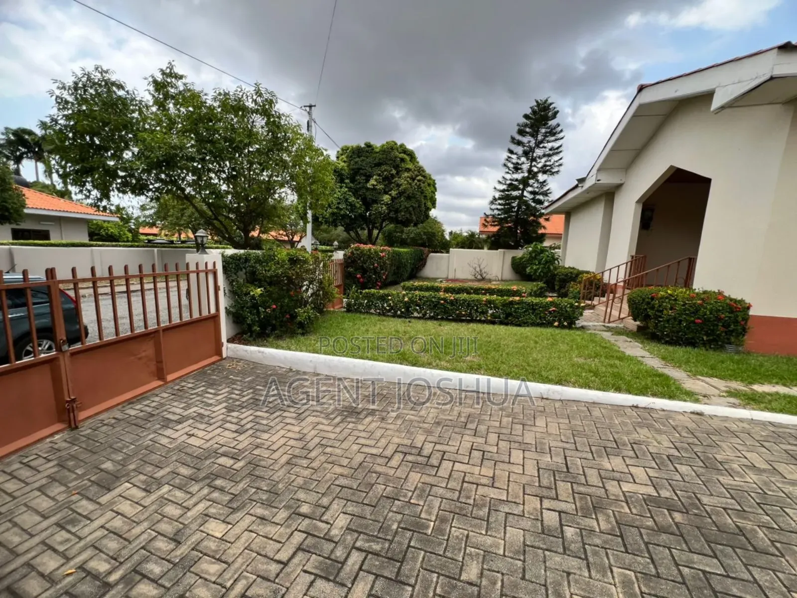 3bdrm House in Regimanuel Estate for sale