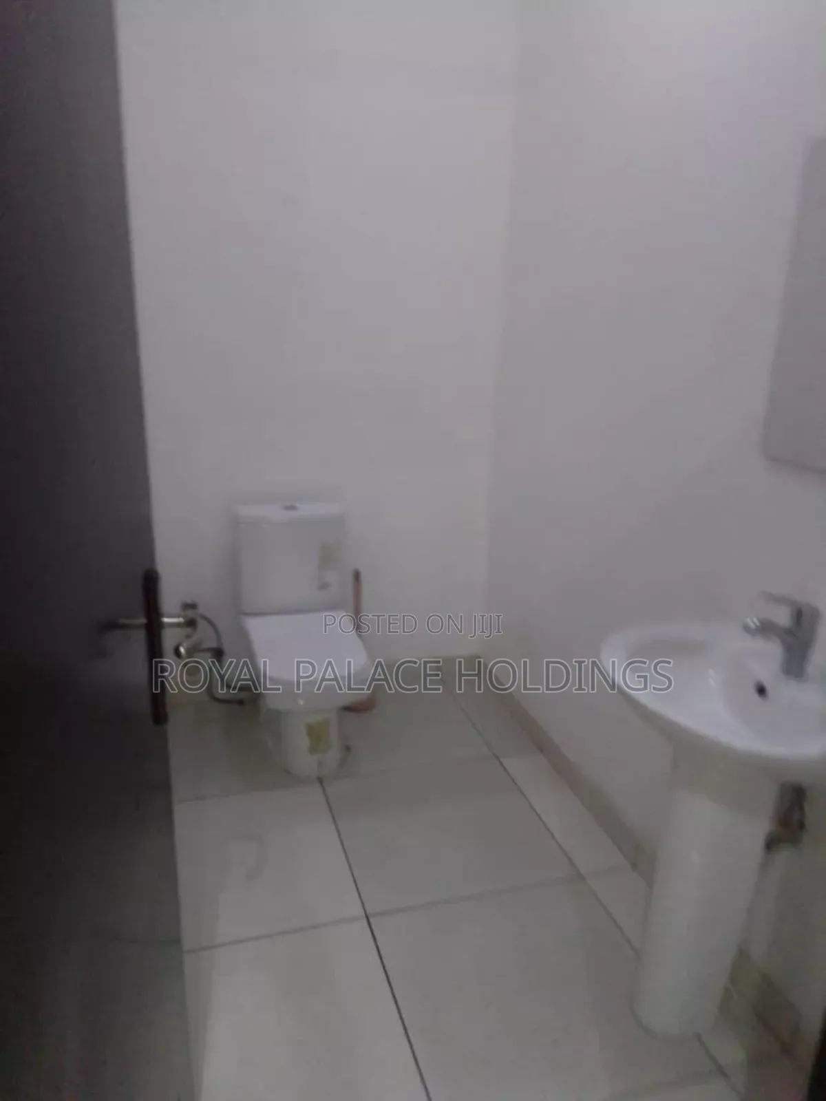 Furnished 2bdrm Bedsitter in Close To Anc, A&C Mall Area for rent