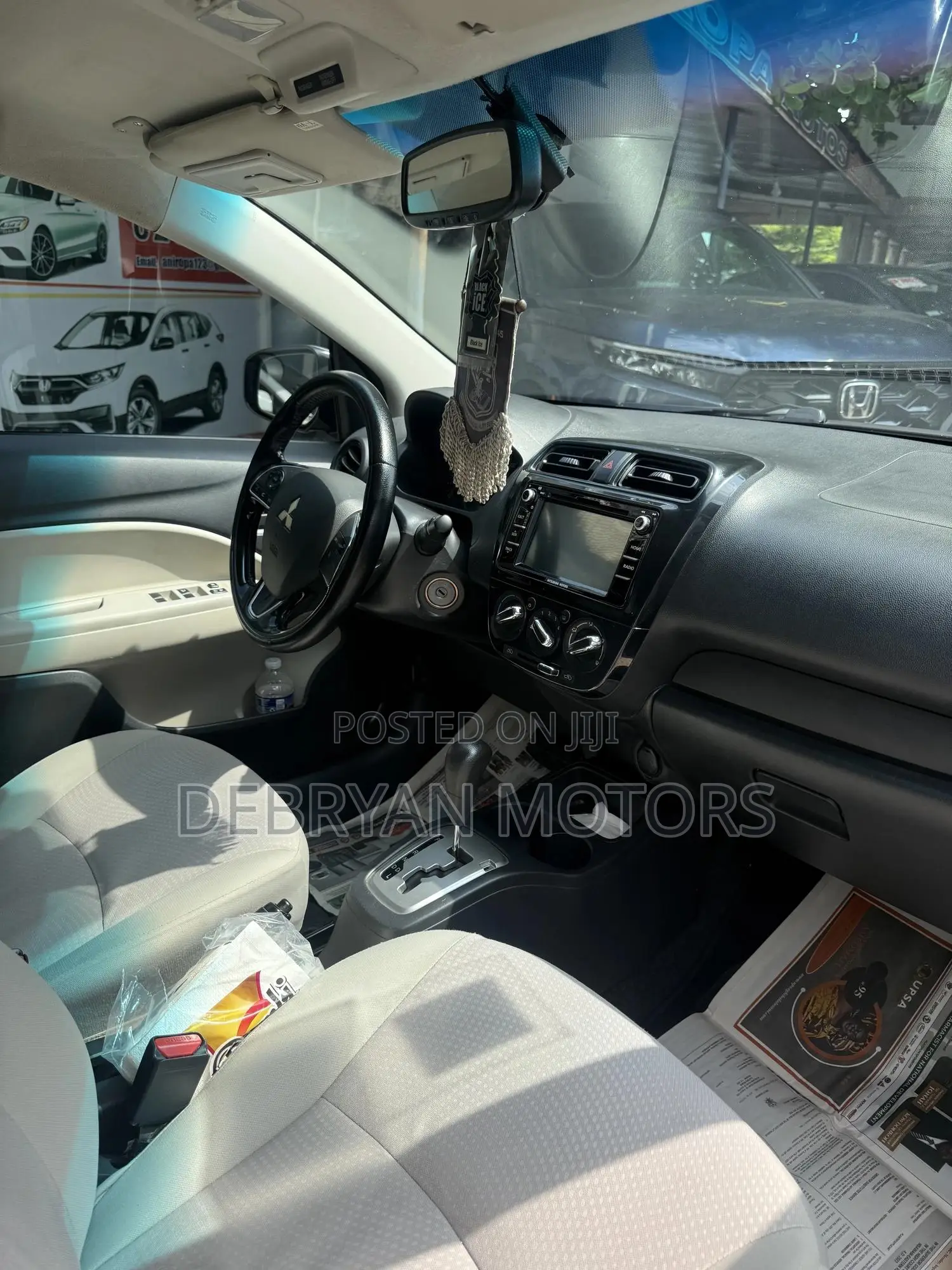 Mitsubishi Mirage SE 2017 Silver