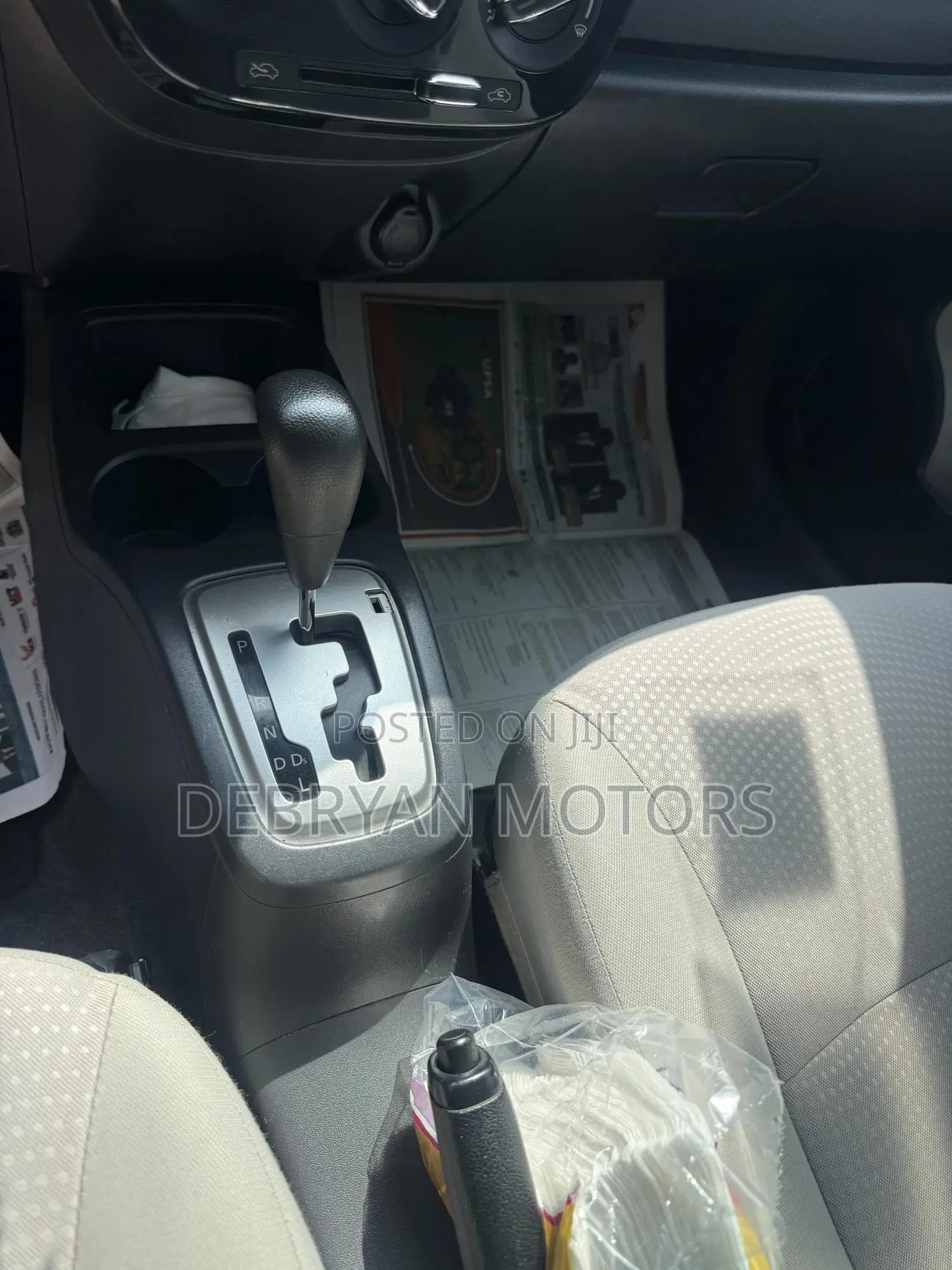 Mitsubishi Mirage SE 2017 Silver