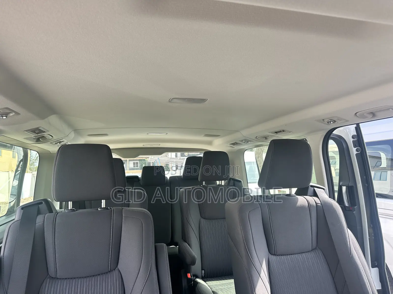 Toyota HiAce 2025 Silver