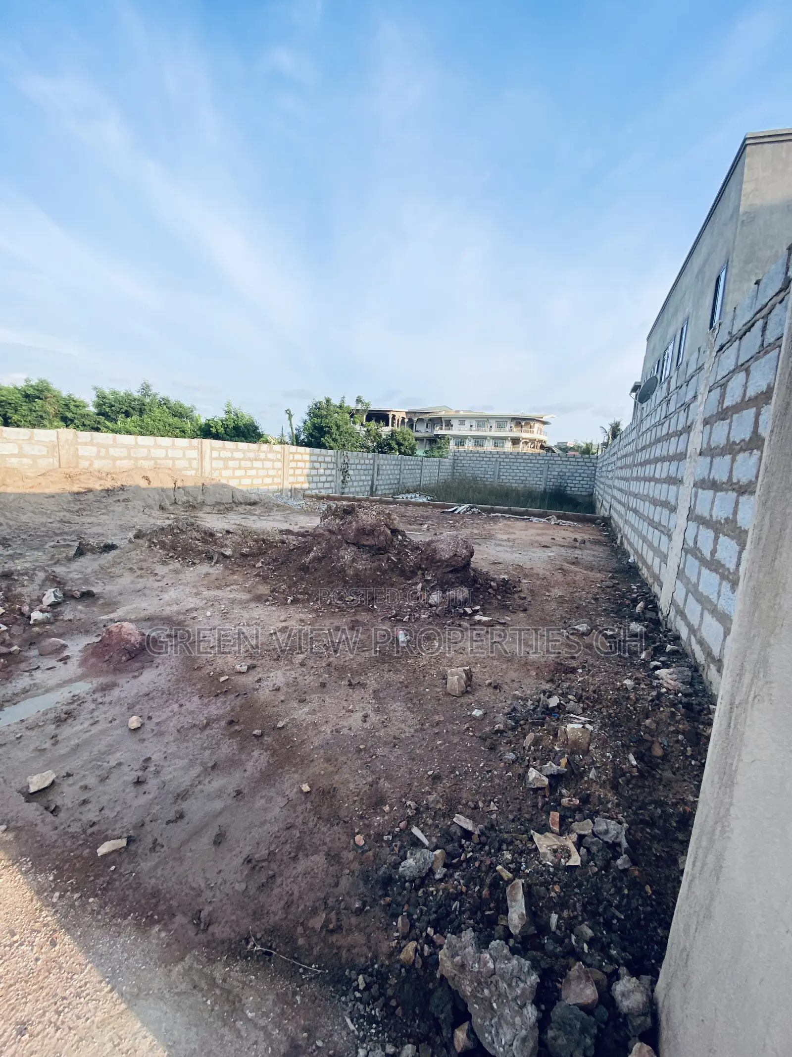 Roadside Half Plot Land for Sale at Old Barrier Bf the West Hills Mall
