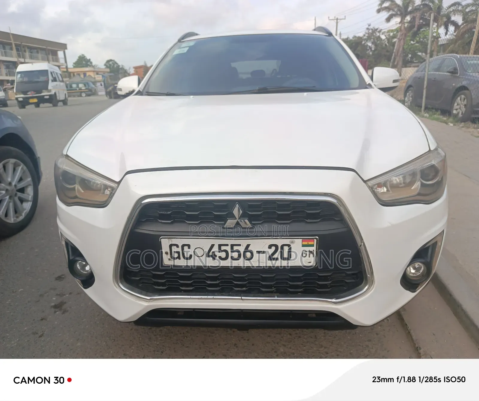 Mitsubishi Outlander SE 4dr SUV (2.4L 4cyl CVT) 2015 White