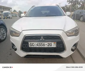 Mitsubishi Outlander SE 4dr SUV (2.4L 4cyl CVT) 2015 White