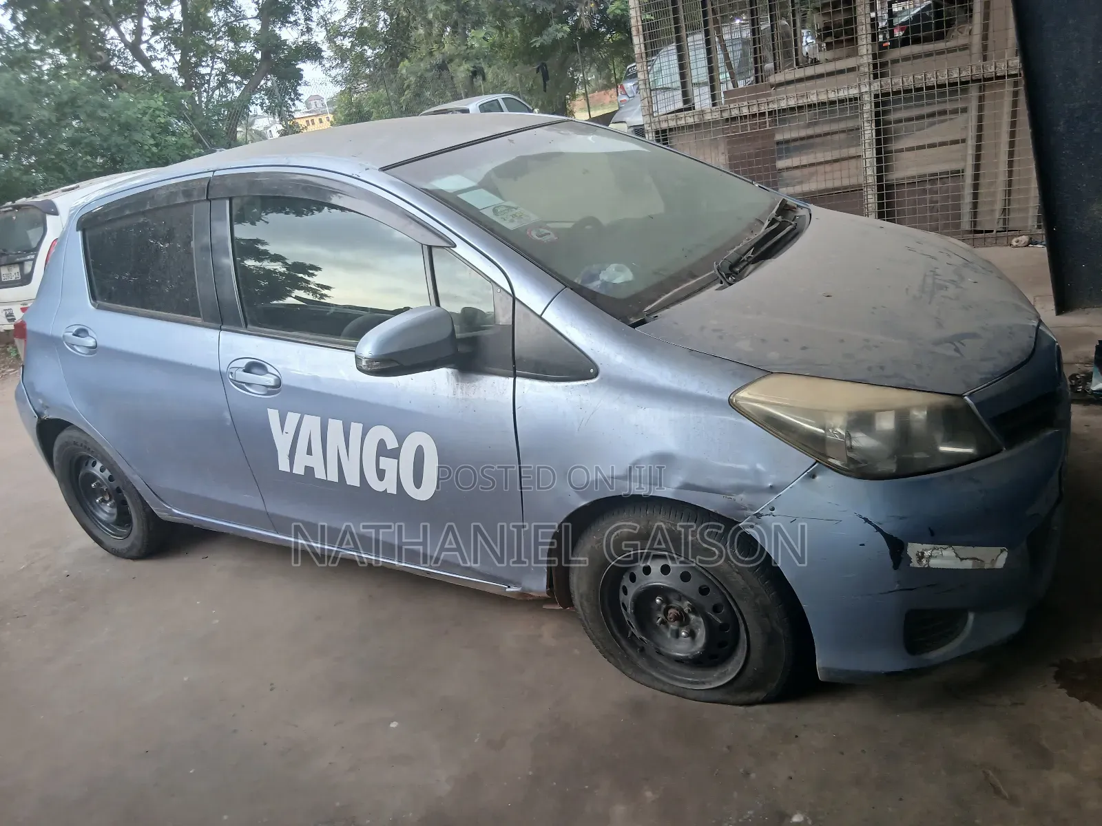 Toyota Vitz 2012 Blue