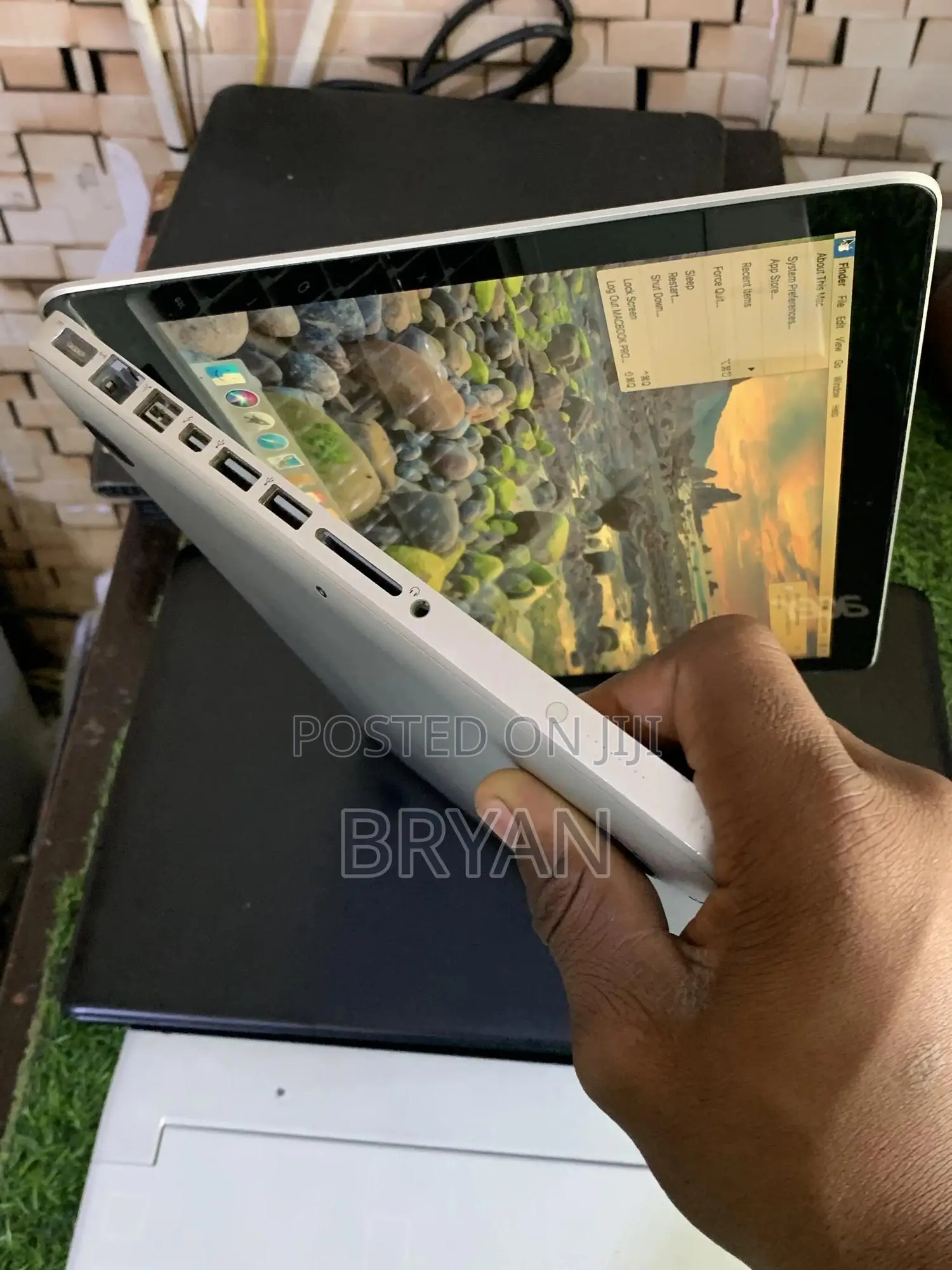 Laptop Apple MacBook Pro 2012 12GB Intel Core I5 SSHD+SSD 500GB