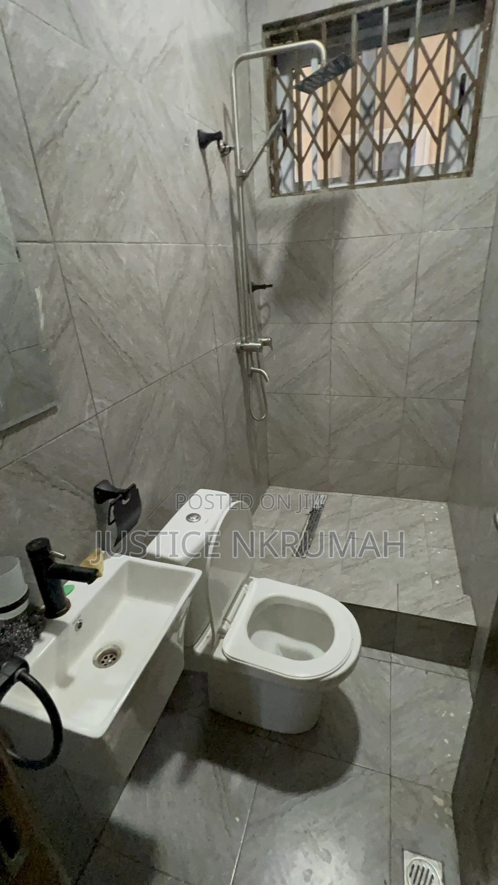 2bdrm Apartment in Mr Justice Estate, West Hills Mall Area for rent