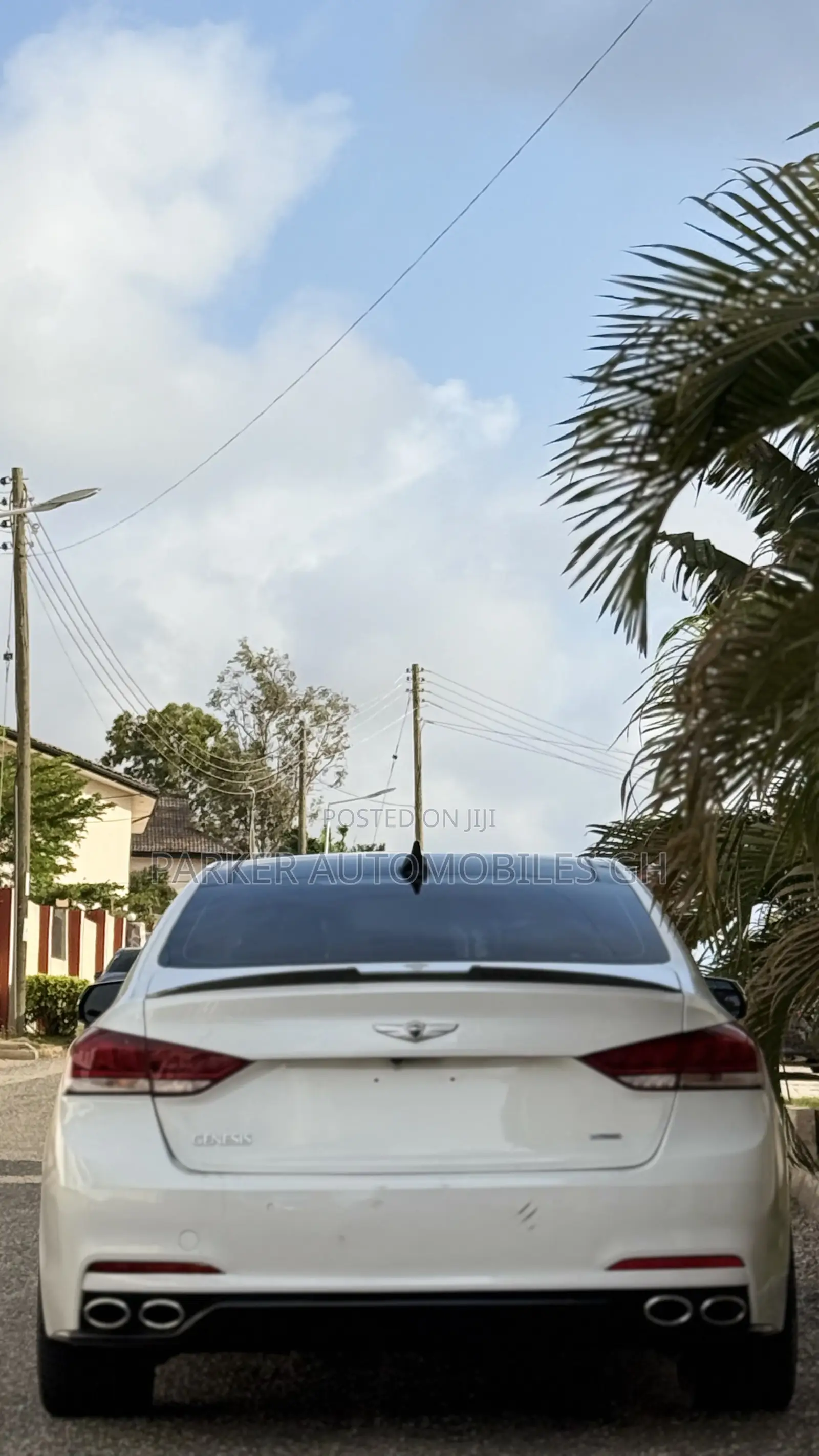 Hyundai Genesis 5.0 R-Spec 4dr Sedan (5.0L 8cyl 8A) 2014 White