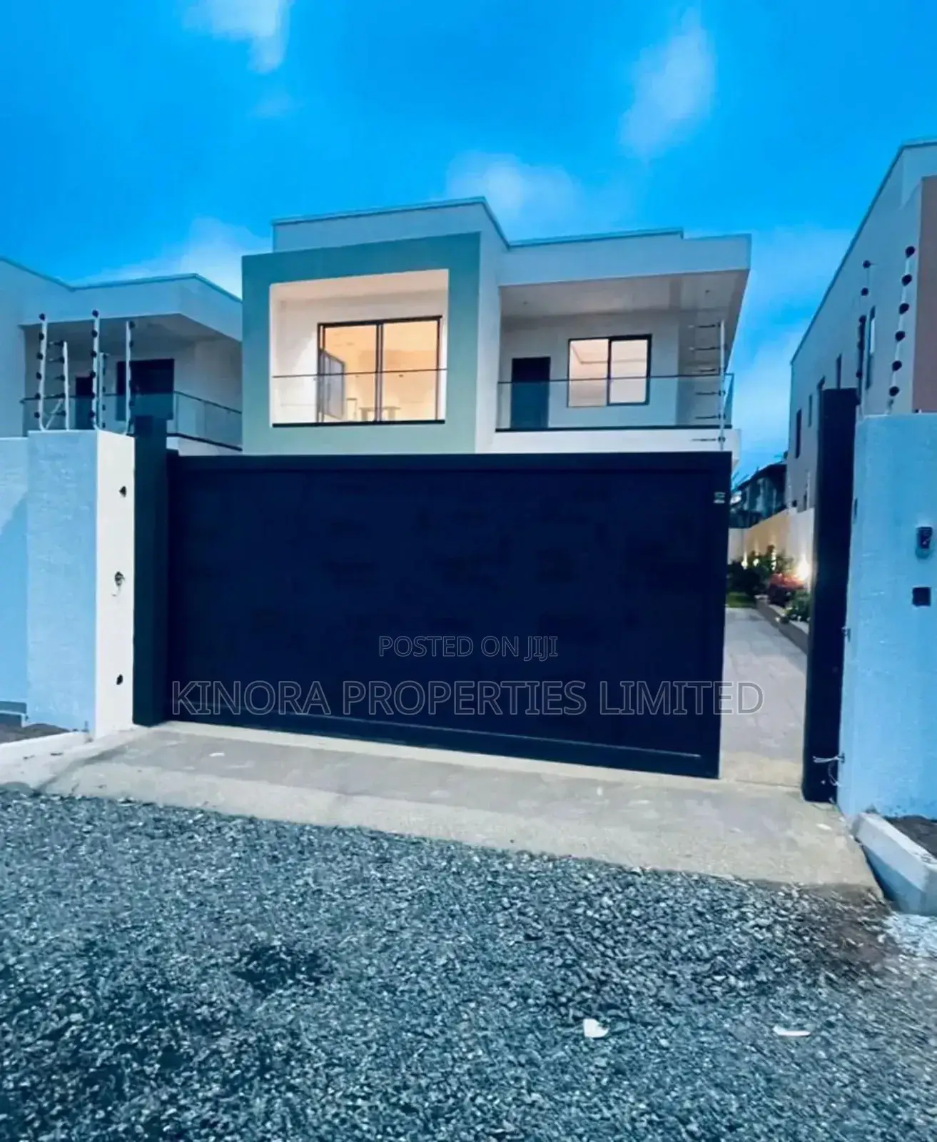 4bdrm Duplex in East Legon, Adjiriganor for sale