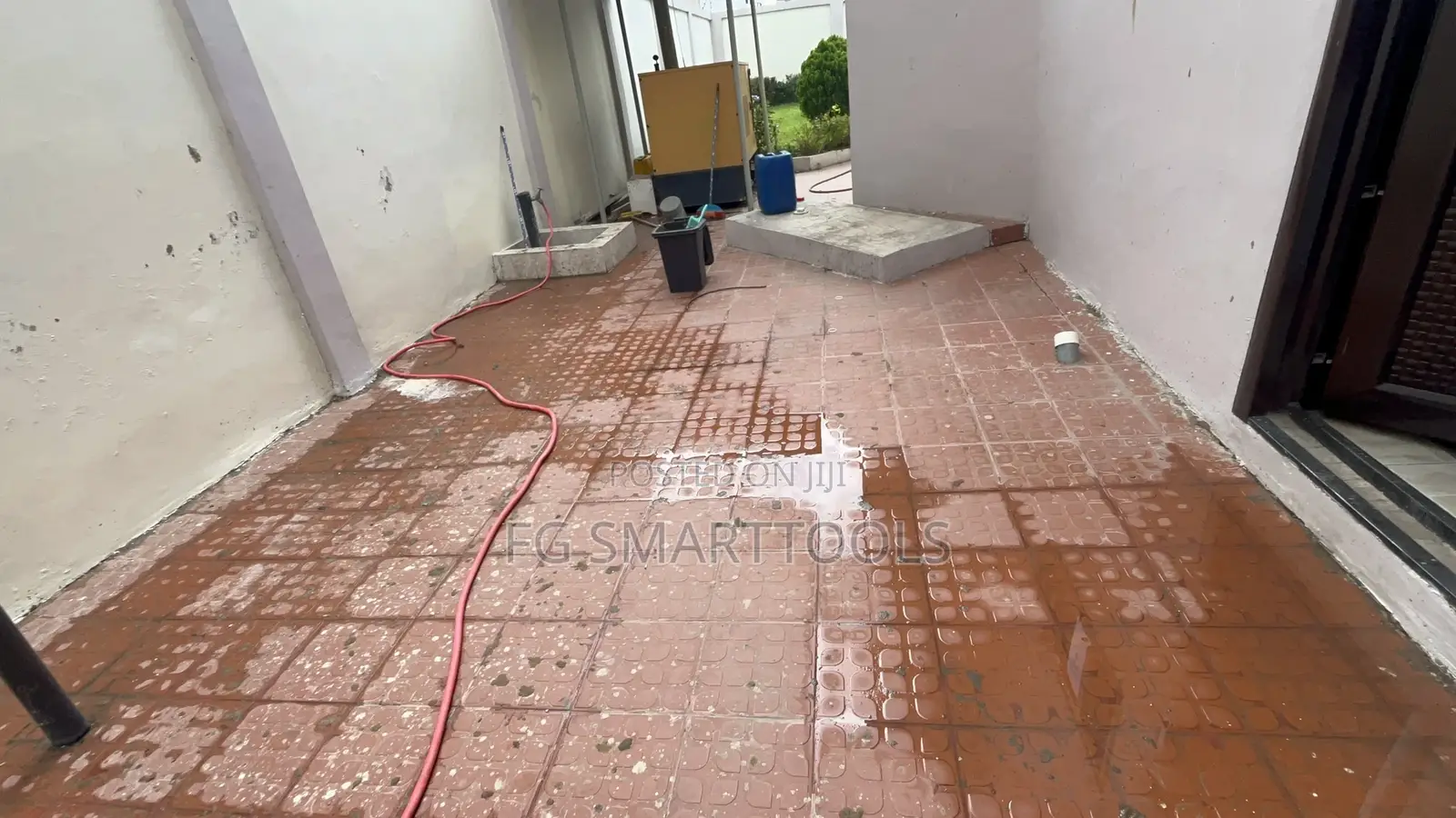 Compound Pressure Washing and Floor Cleaning