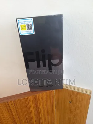 New Samsung Galaxy Z Flip4 256 GB Black