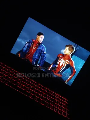 Laptop Lenovo Y50 8GB Intel Core i3 HDD+SSD 256GB