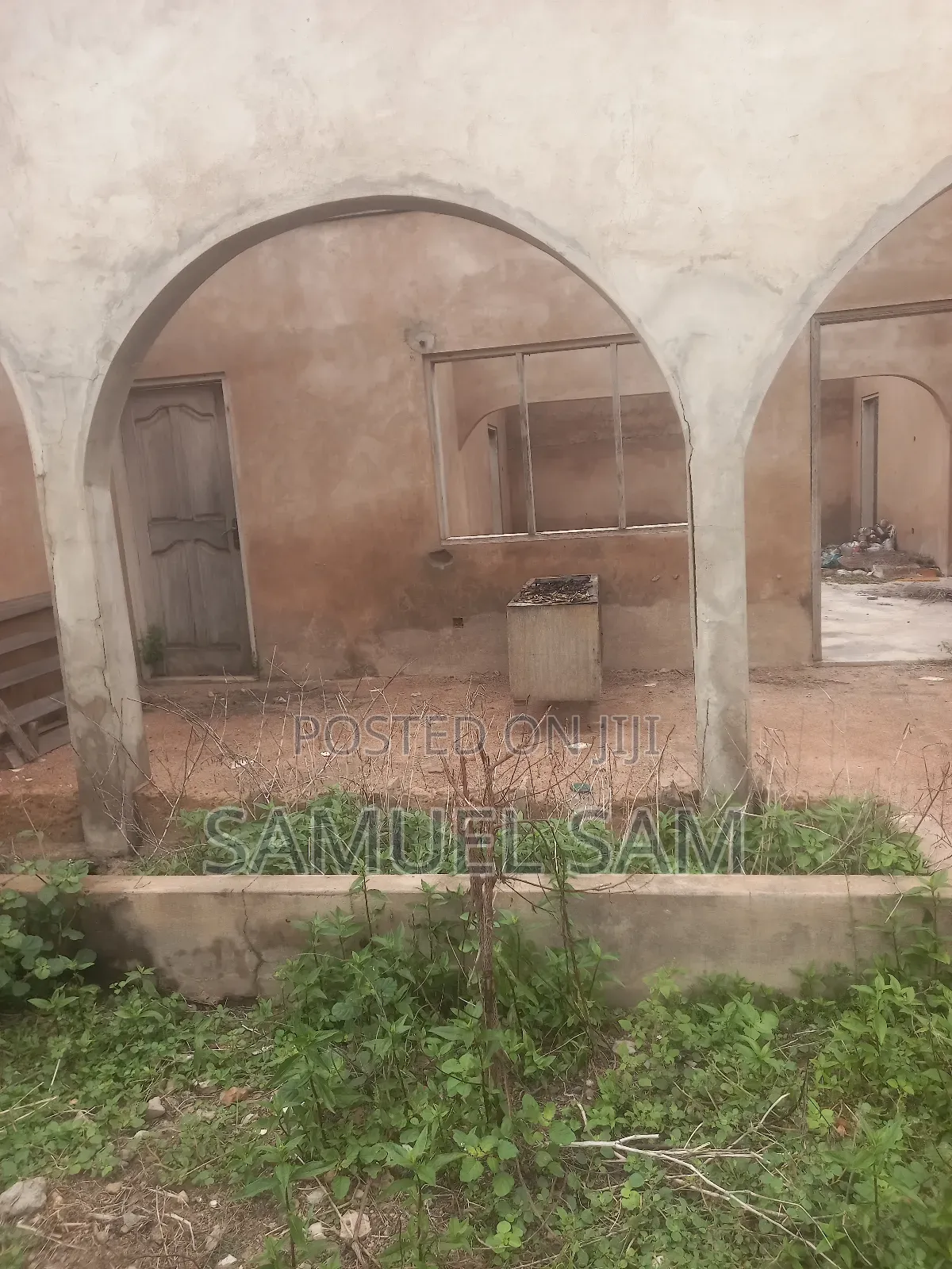 3bdrm House in Sakumono, Tema Metropolitan for sale