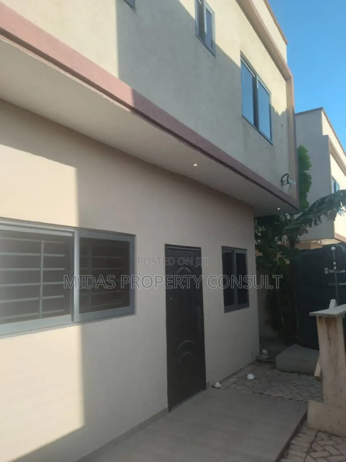 3bdrm House in Oyarifa for sale