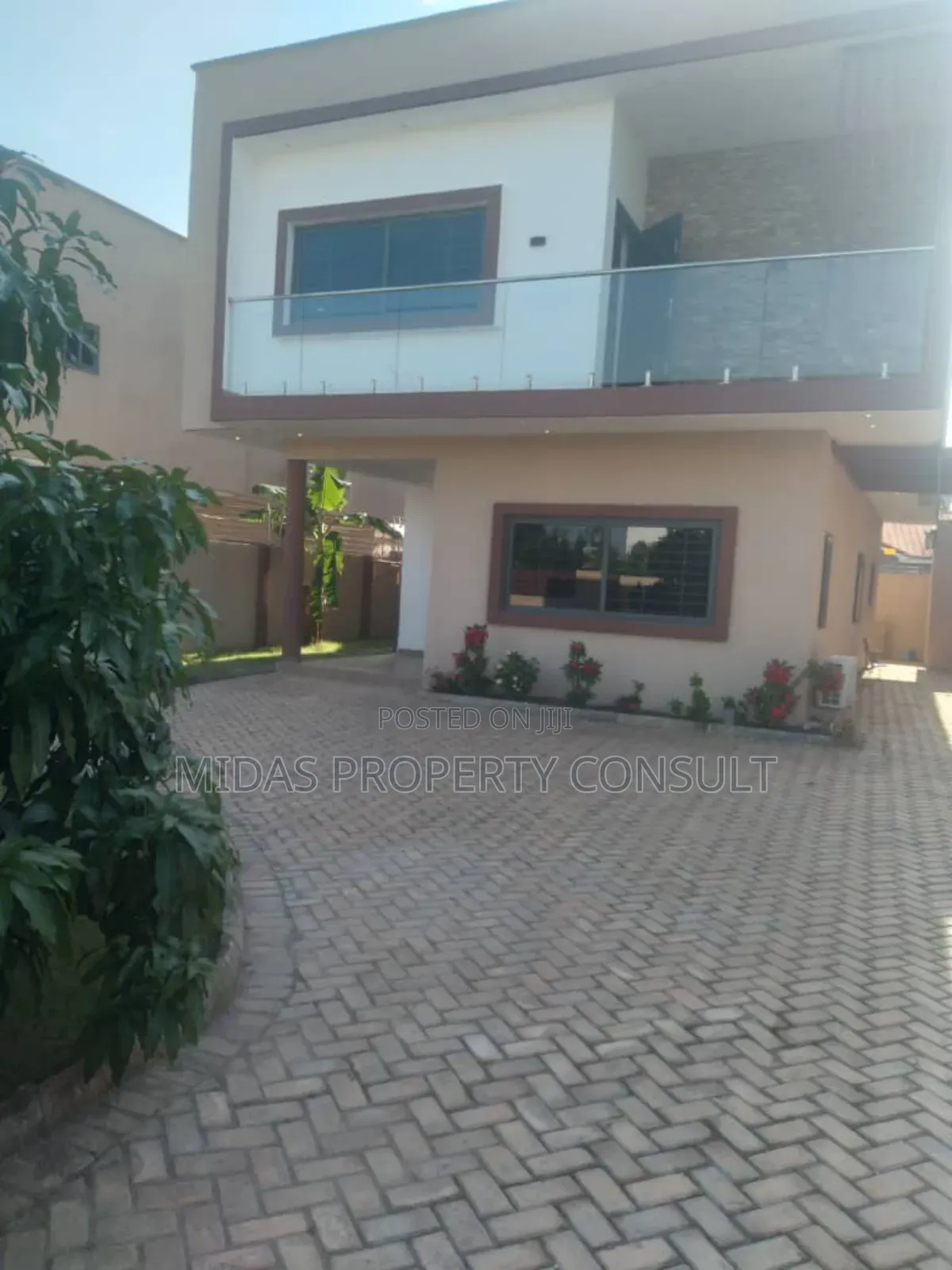 3bdrm House in Oyarifa for sale