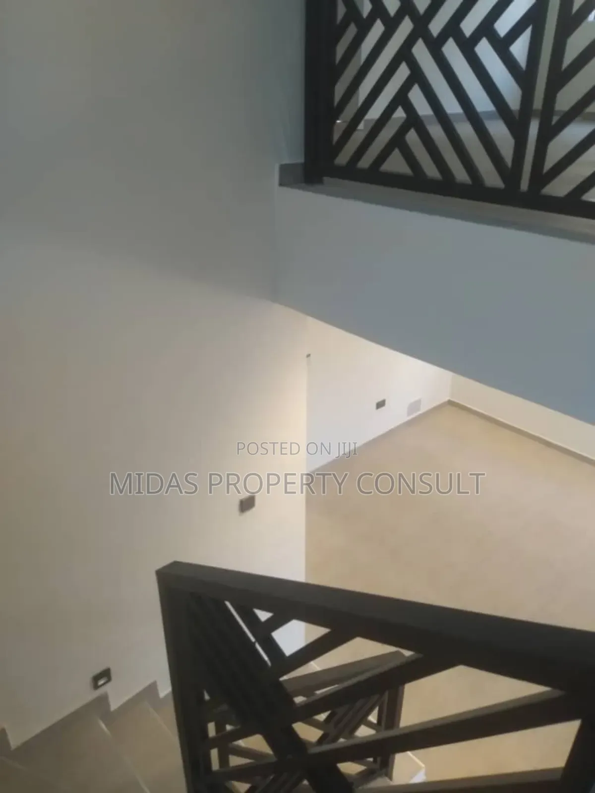 3bdrm House in Oyarifa for sale