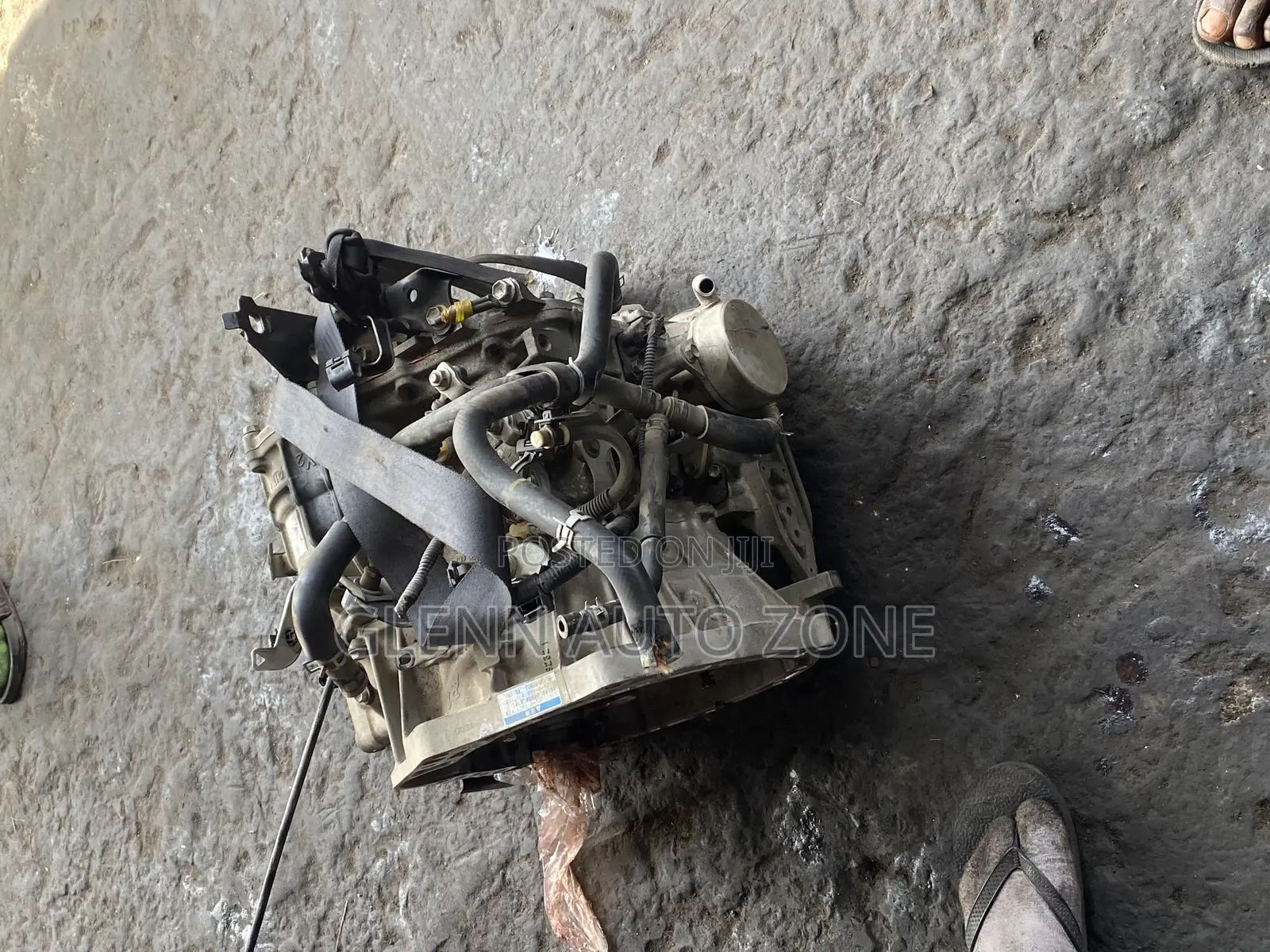 Toyota Vitz Complete With Gearbox