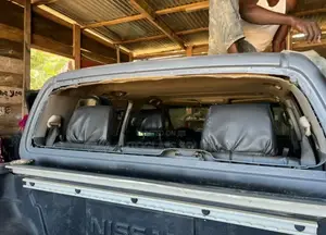 Nissan Navara Heated Back Window Back Glass Available