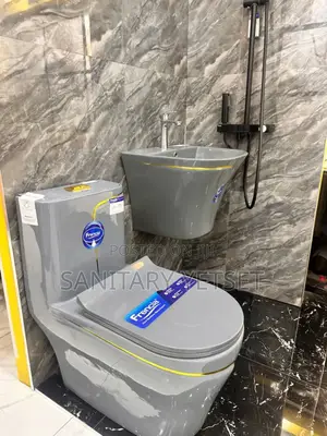 Master Bedroom Water Closet