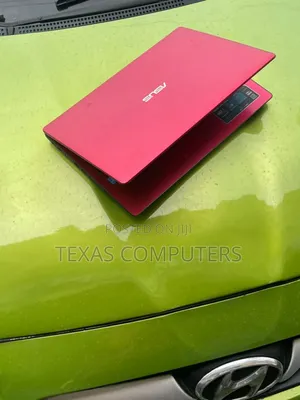 Laptop Asus X555LA 4GB Intel Core I7 HDD 500GB