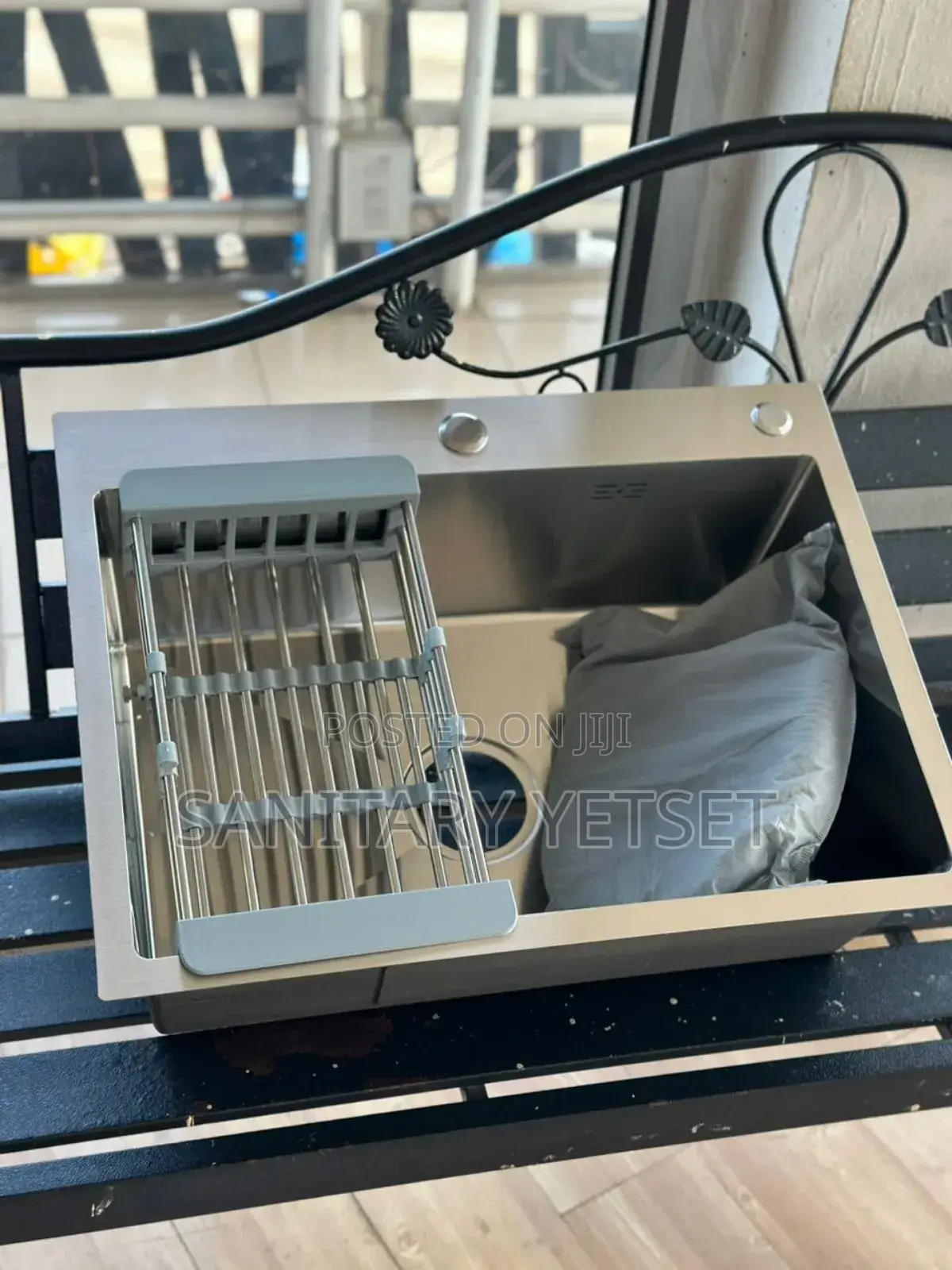 Silver Single Cabinet Sink