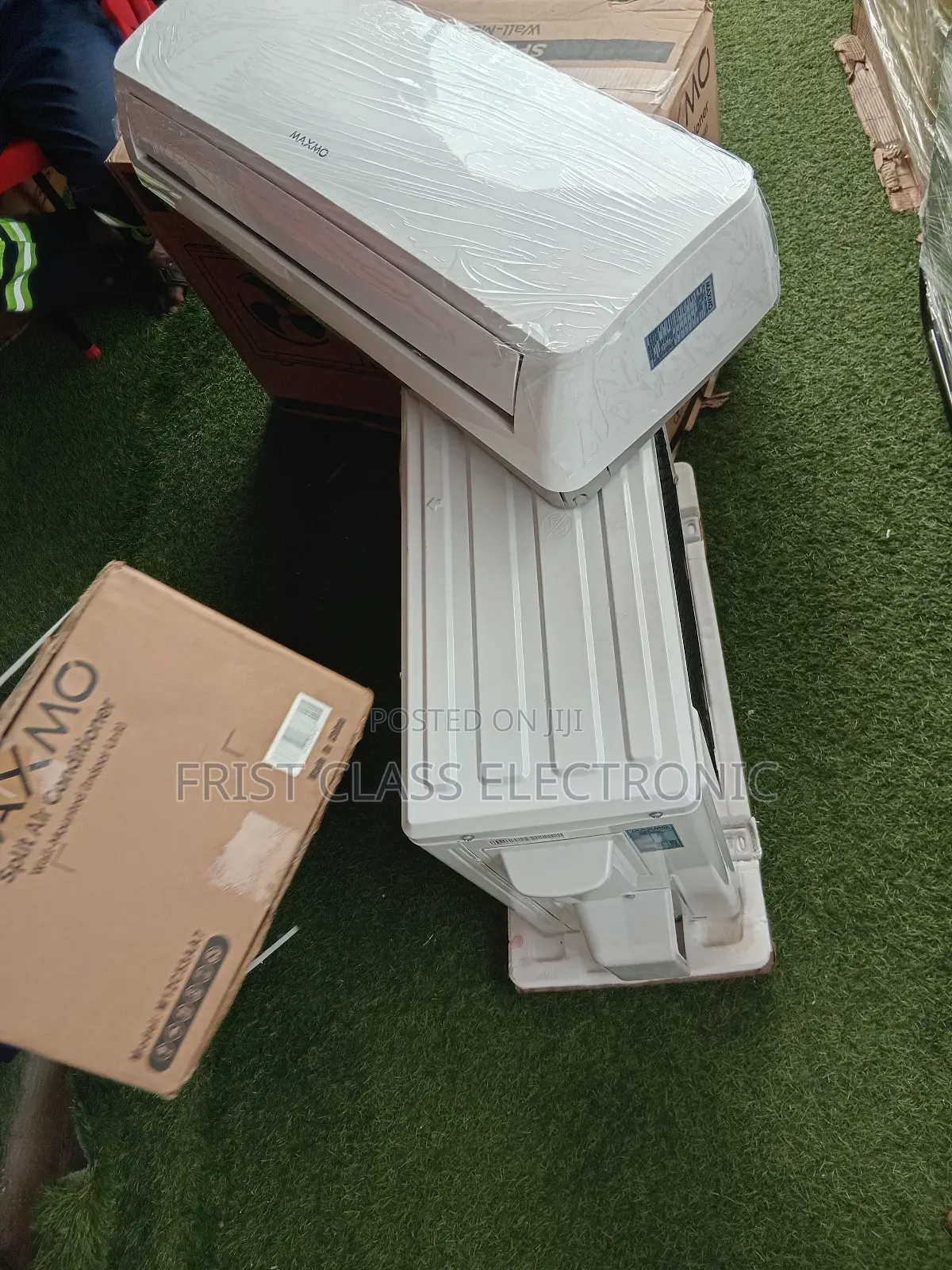Stay Fresh Anytime With Maxmo 1.5hp Air Conditioner