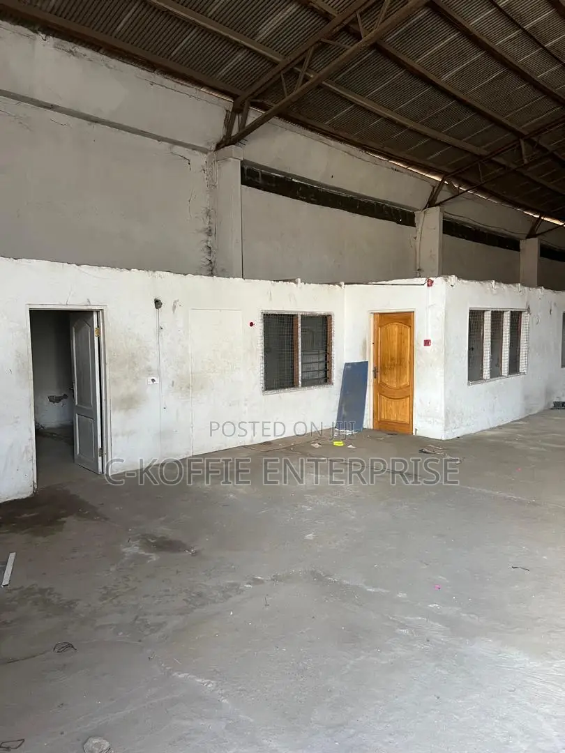 1300 SQM Warehouse at Dzorwulu