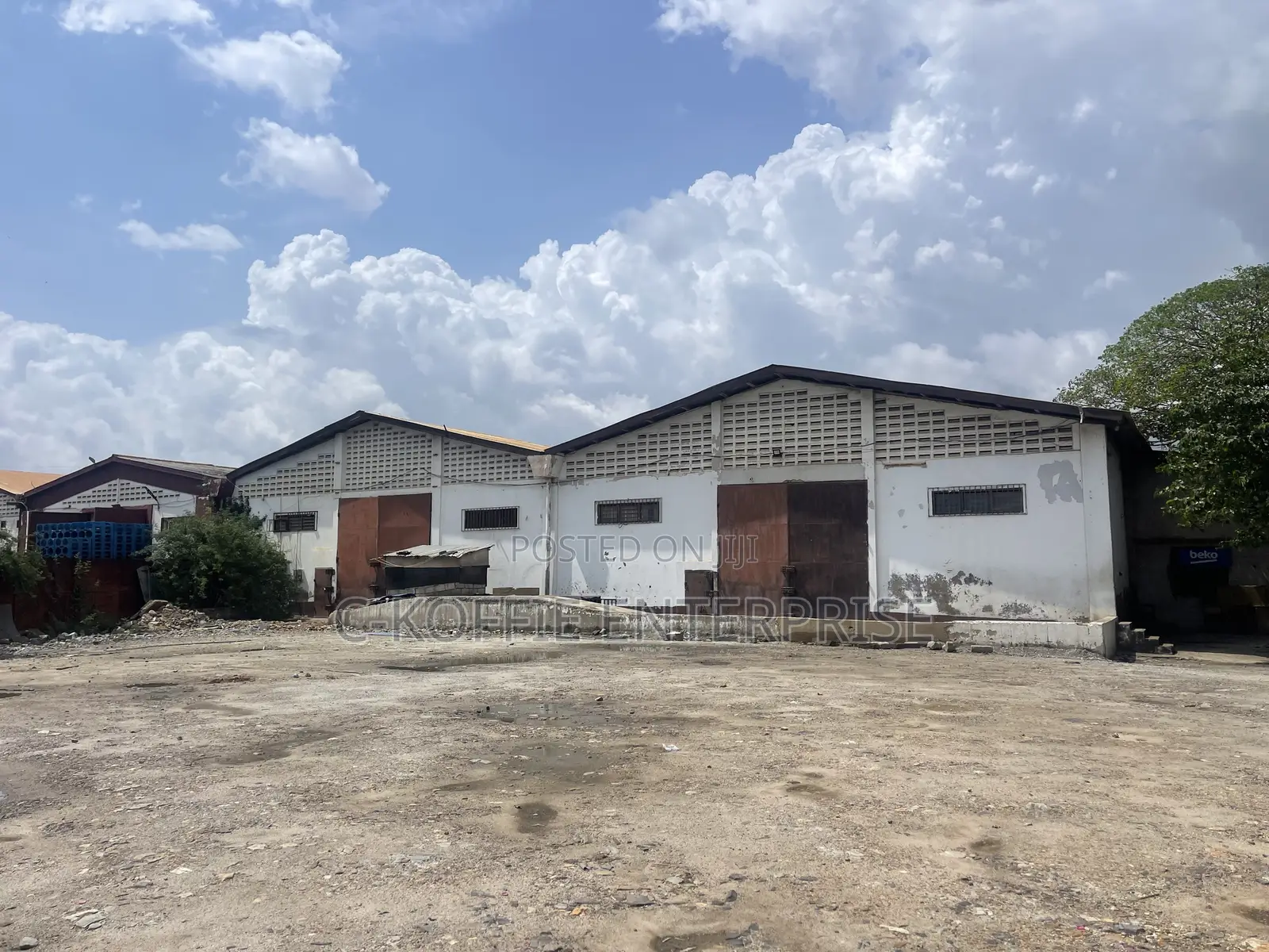 1300 SQM Warehouse at Dzorwulu
