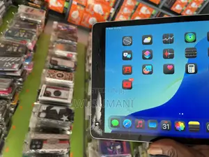 Apple iPad 10.2 (2021) 64 GB Silver