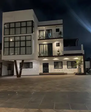 Furnished 4bdrm House in Adjringanor East, Ability for rent