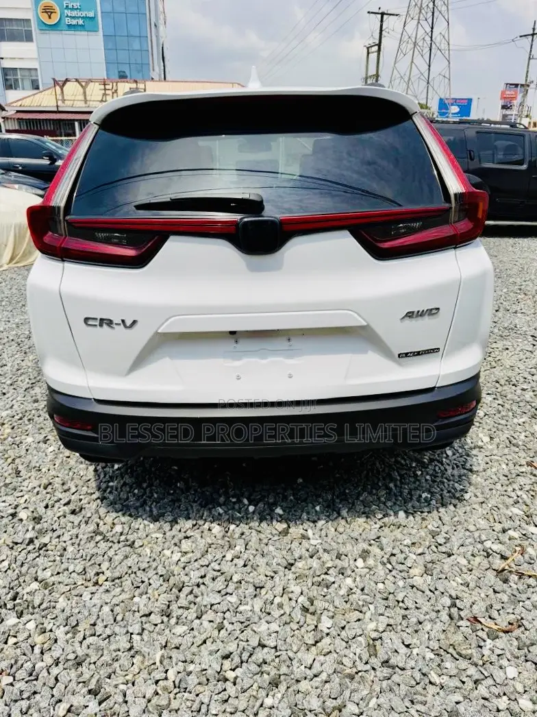 Honda CR-V Special Edition 2021 White
