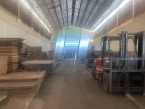 1100 SQM Warehouse at Spintex for Rent
