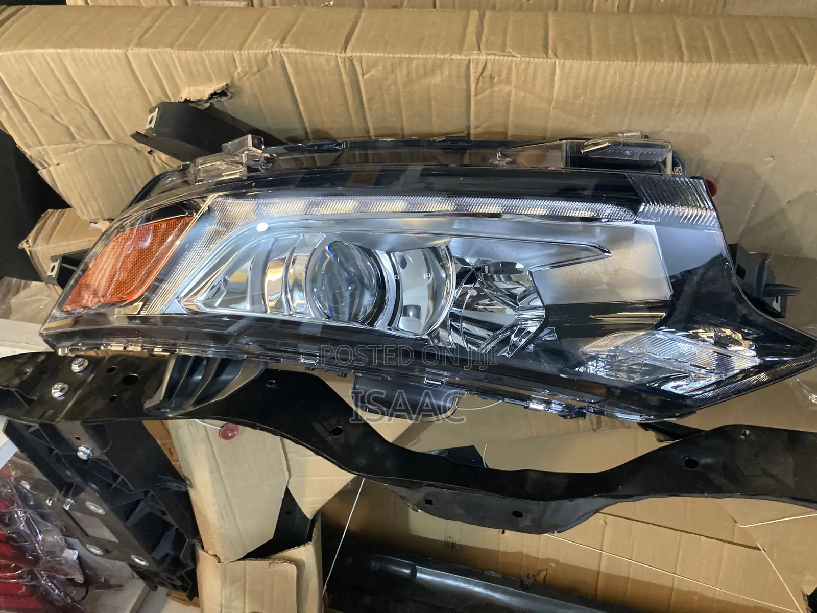 Outlander 2016-21 Headlight Pair
