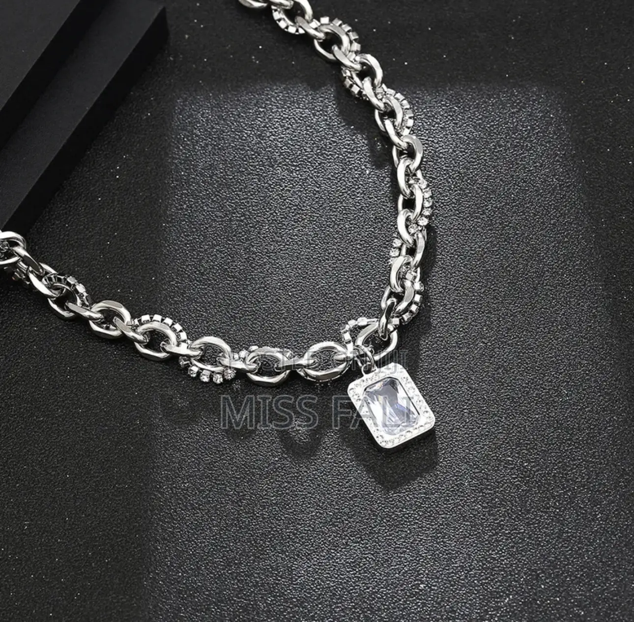 Hip Hip With Inlay Rhinestone Necklace