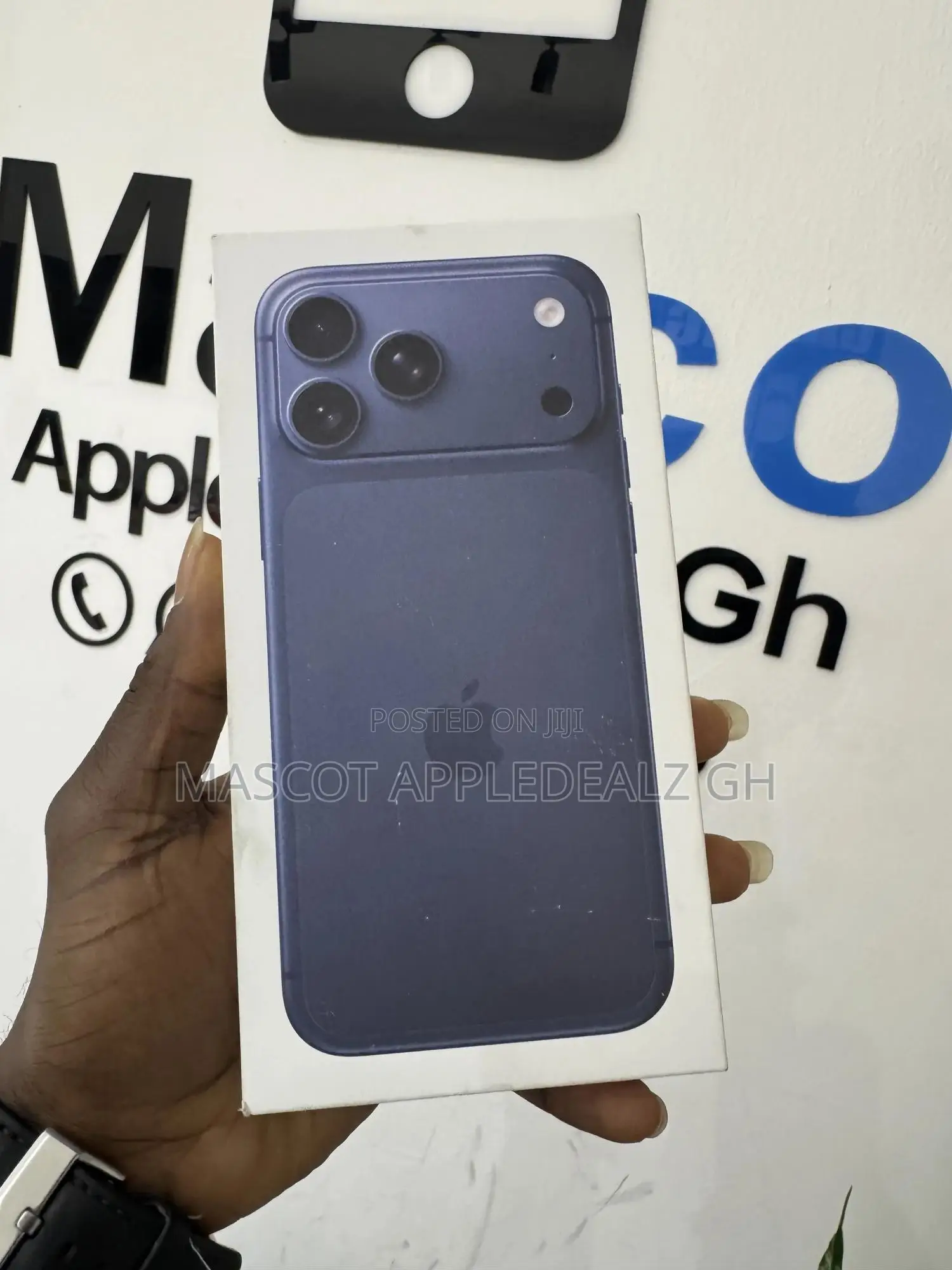 New Apple iPhone 17 Pro Max 256 GB Blue