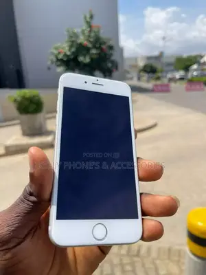 Apple iPhone 6s 64 GB Silver