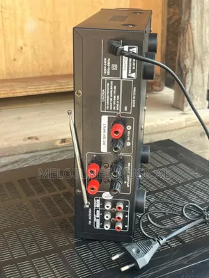 Teli Bt Bt-889 Stereo Karaoke Power Amplifier