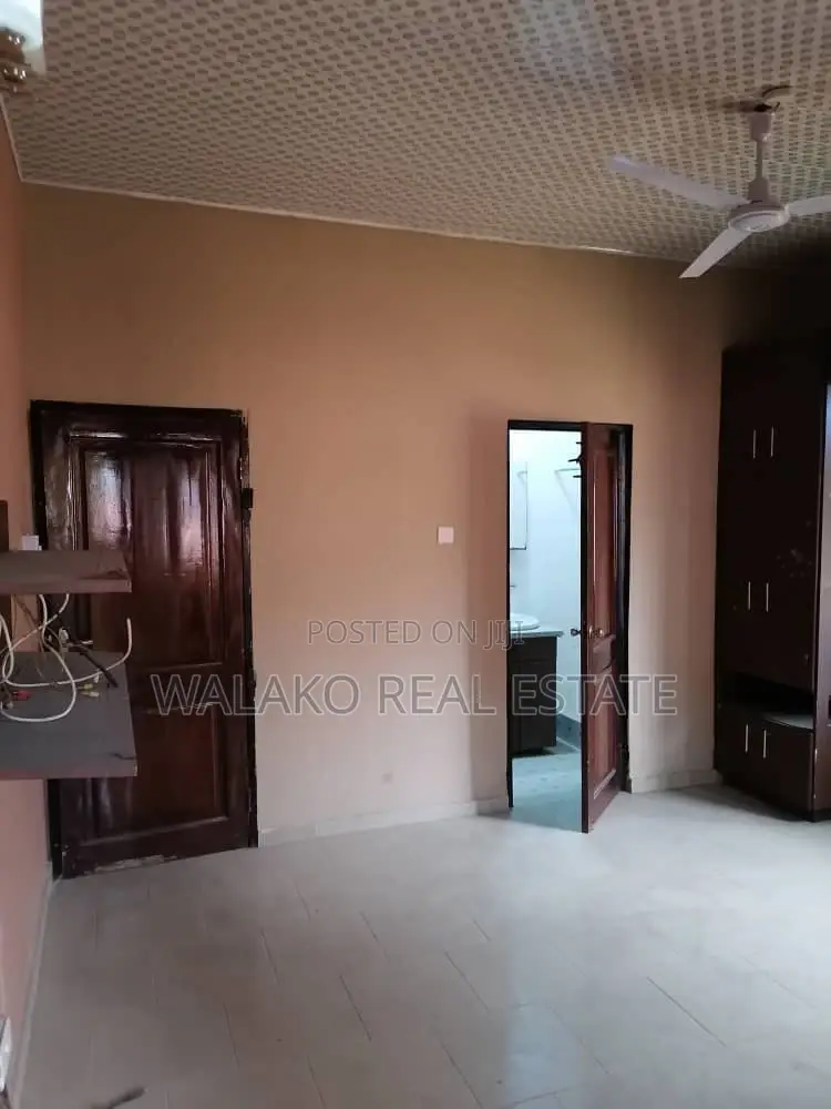 2bdrm House in Ga West Municipal for sale