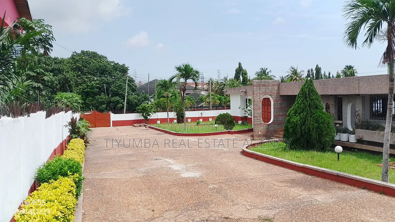 10 Bedroom House for Rent at East Legon.