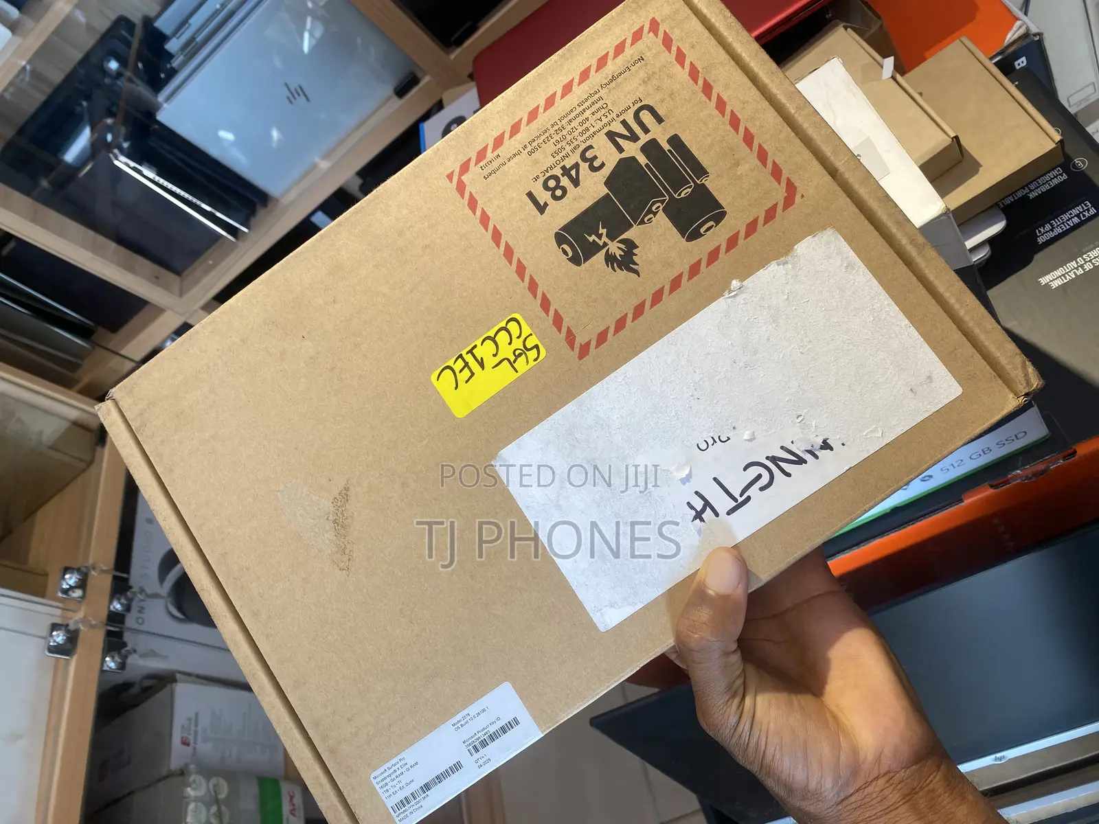 New Microsoft Surface Pro 11th Edition, a Copilot+ PC 16GB SSD 1T
