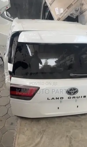 2022,2023,2024,2025 Boot or Tailgate for Toyota Land Cruiser 300
