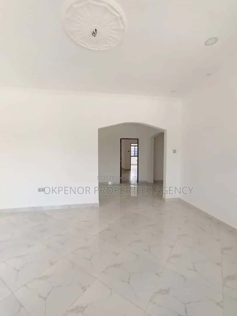 3bdrm House in Armayie, Accra Metropolitan for sale